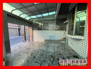 誠昱/近好市多角窗大地坪.
